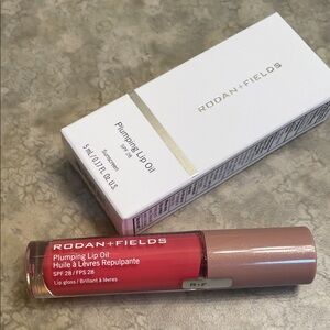 Rodan + Fields Plumping Lip Oil - White